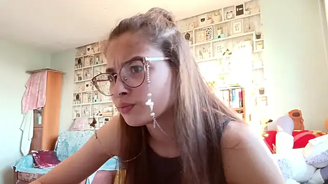 AndreaAbo online show from April 29, 9:23 am