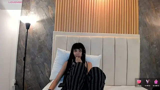 alice rossi4 online show from May 27, 11:29 am