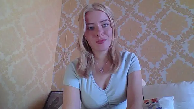 Softy Aura  online show from July 28, 1:54 pm