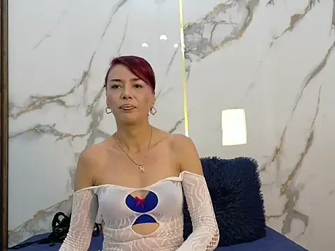 KarlaSmith   online show from May 25, 1:43 pm