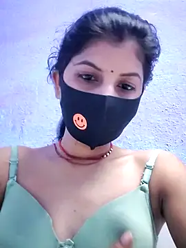 RUHI 1143 online show from June 10, 7:45 pm
