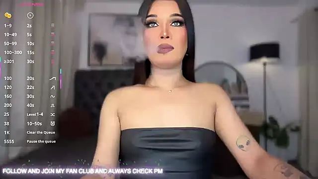 Empress Candice online show from July 29, 10:15 am