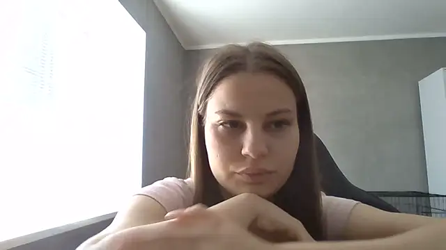  Linsyy ee  online show from June 6, 9:37 am