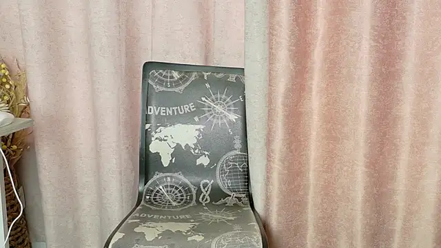 Arianna Toro  online show from July 10, 6:19 pm