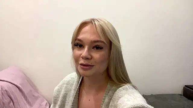 GooLana online show from April 25, 3:09 pm