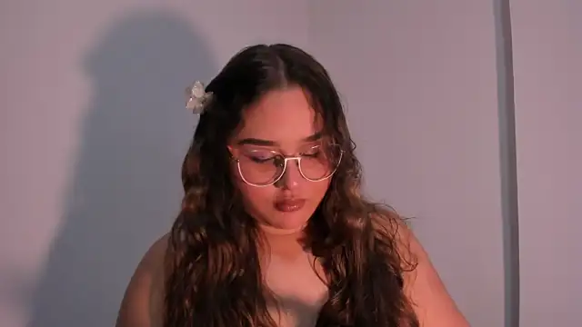 sharaa miller online show from May 15, 1:11 am