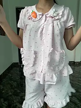candy bobo online show from June 19, 8:18 am
