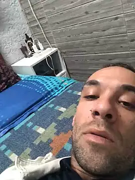 justef09 online show from May 15, 9:28 pm