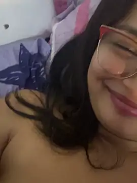 Lily     online show from May 13, 10:48 pm