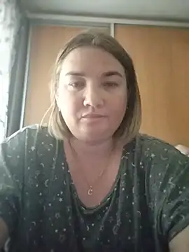 MiyaOlliver online show from July 16, 11:15 am