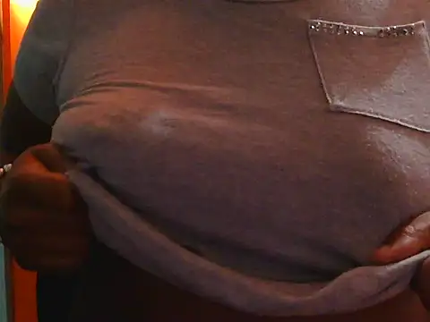 ThickTiff online show from April 26, 7:00 pm