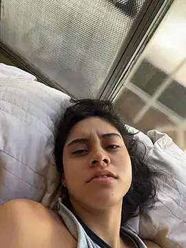 mia moonna online show from June 15, 12:27 pm