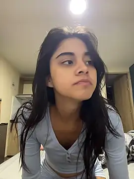 mia moonna online show from July 28, 11:17 am