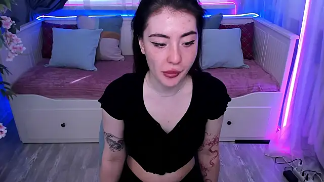 Emily Less online show from April 30, 6:51 am