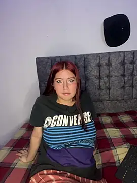 Caro redd online show from May 4, 7:28 pm