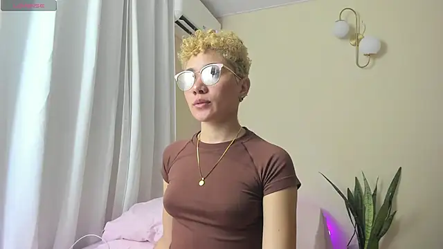 CamilaMorgan5 online show from April 30, 1:00 am