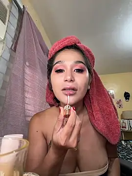 KylieXKendall online show from May 4, 4:38 am