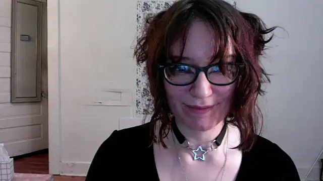 AnnywnBelle online show from May 1, 10:13 pm