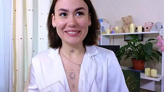 viktoriamoore online show from May 4, 3:49 pm