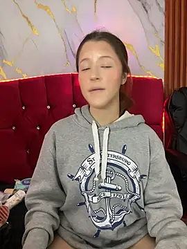 Ally sunnn online show from April 29, 3:37 pm