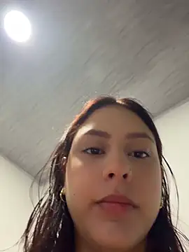 HayleyRoss  online show from July 6, 1:16 pm
