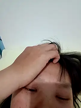 Linda 98 online show from April 29, 3:04 pm