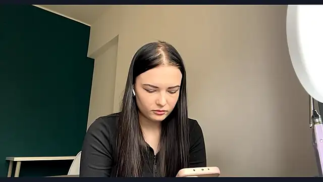 AmbientInvalid online show from April 28, 1:04 pm