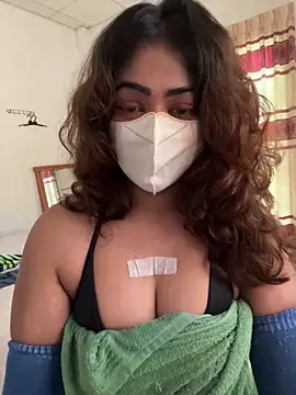 HotQueenSri online show from June 9, 5:18 am