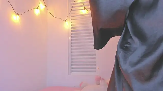 VictoriaaLopez online show from July 10, 7:25 pm