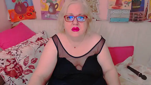 Maturelove xxx online show from July 24, 7:22 pm