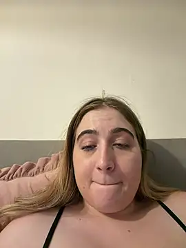 Taylormillie471 online show from June 27, 1:39 am