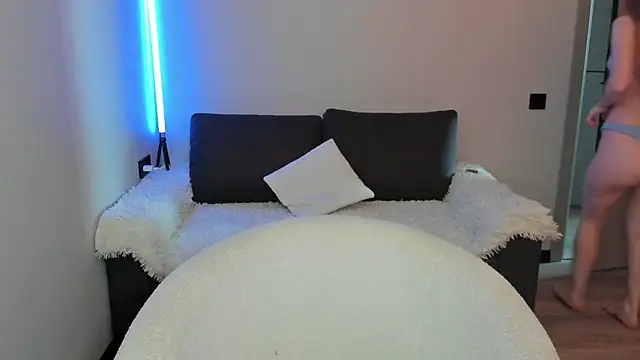 AnnaAlexArti online show from August 5, 4:41 am
