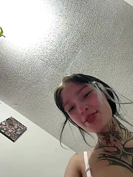 she-dulce online show from May 21, 5:16 am