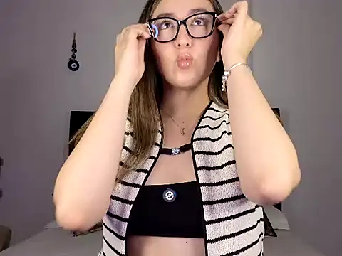 AnastasiaCampbell online show from June 6, 3:24 am