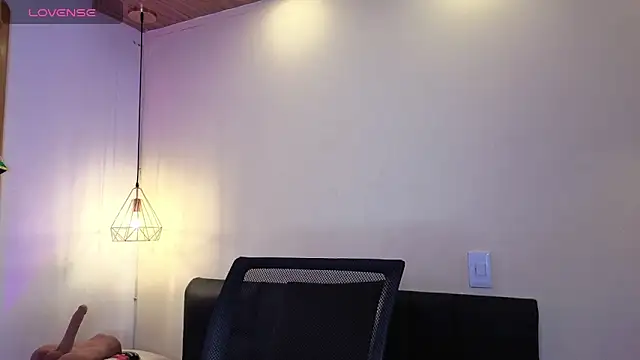 Chloe monroee online show from June 3, 3:29 am