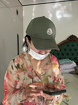 Xiaotian-tian online show from May 8, 12:58 am