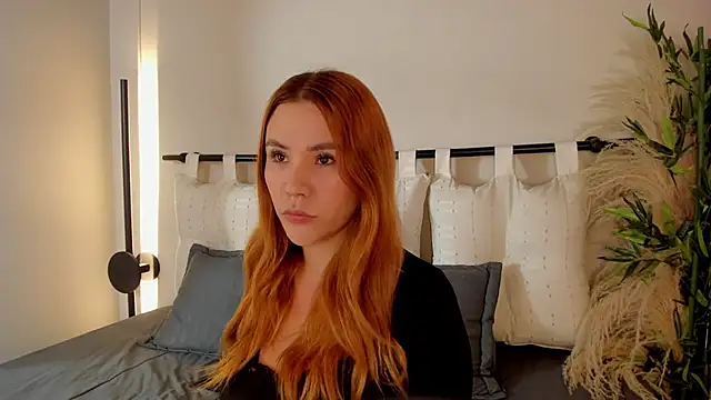  zoe 3 online show from May 19, 12:45 pm