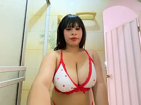 luna silk  online show from July 25, 8:27 pm