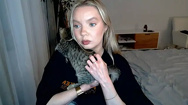 PolinaXXXXXJones online show from June 5, 4:57 pm