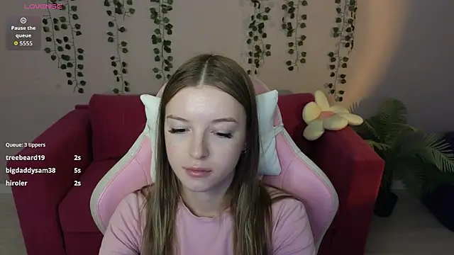 Eva Th0mpson online show from July 7, 6:47 am