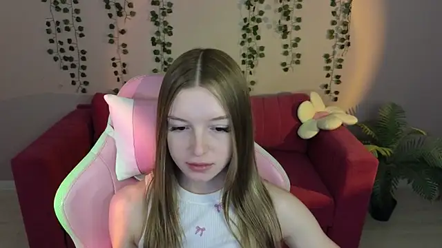 Eva Th0mpson online show from June 30, 12:54 am