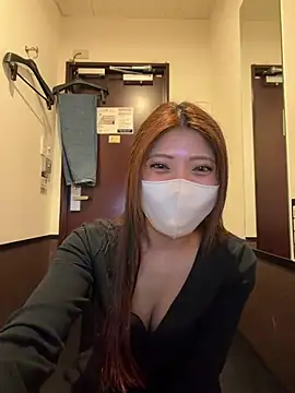 Erika  xx online show from May 4, 9:57 am