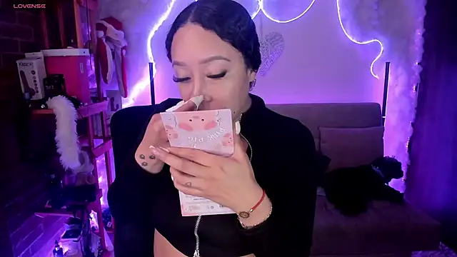 liz martins1 online show from July 11, 1:49 am