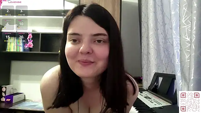 RebelDesiree online show from June 9, 11:53 am