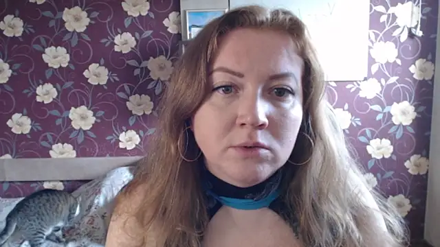 Kate R online show from June 17, 12:50 pm