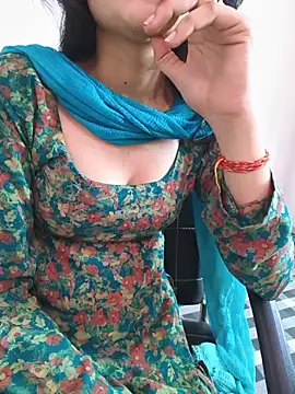 zoya baby  online show from July 17, 11:58 am