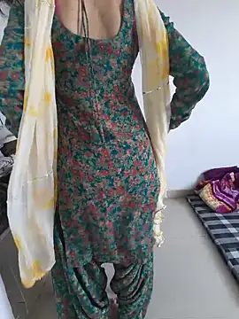 zoya baby  online show from June 27, 10:38 am