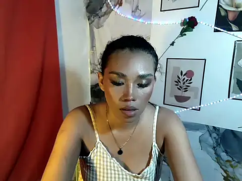 shellaxox1 online show from June 4, 3:49 pm