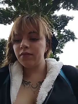 Isabella  Risky online show from July 2, 8:15 pm