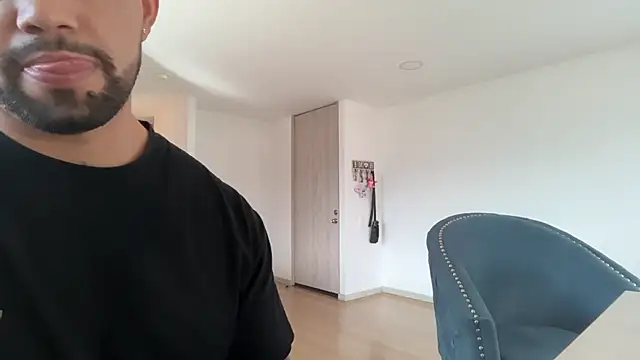 exclusivecouple69 online show from June 19, 8:34 pm